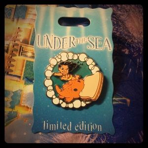 Disney Lilo & Pudge Limited Edition Pin